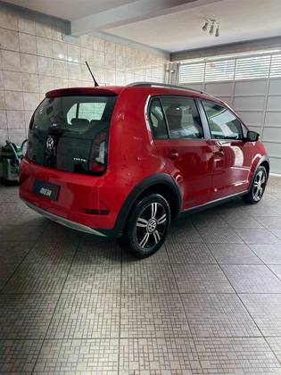 VOLKSWAGEN UP 1.0 170 TSI TOTAL FLEX XTREME 4P MANUAL